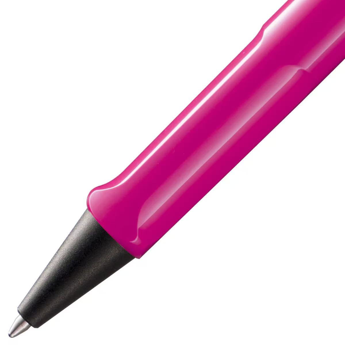 closeup of grip of LAMY safari pink ballpoint pen