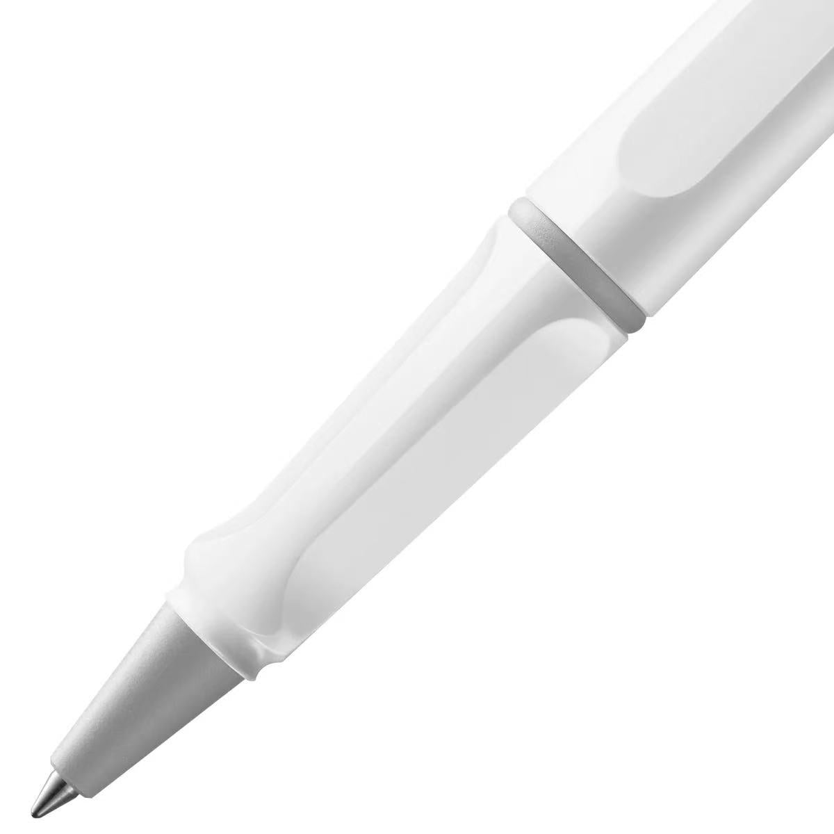 close-up of LAMY safari white rollerball pen